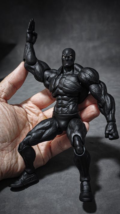 大块头黑肤限定版