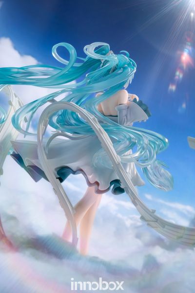 初音未来-云中曲