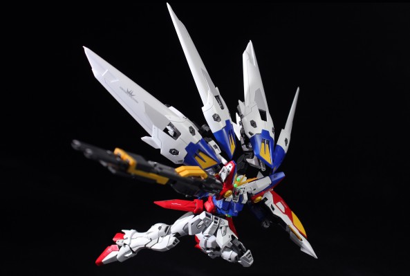 RG 1/144 飞翼高达零式