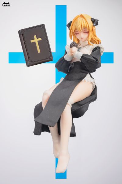 白衣教主-玛丽安努