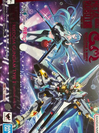 METAL ROBOT魂＜机动战士系列＞强袭自由高达二式 ［初音未来版］