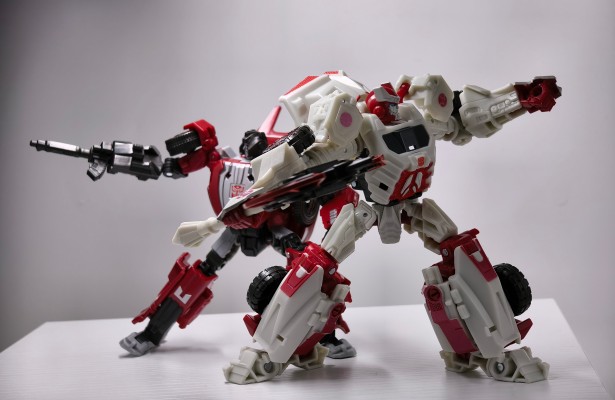 变形金刚经典电影系列 SS GE-09 游戏版救护车