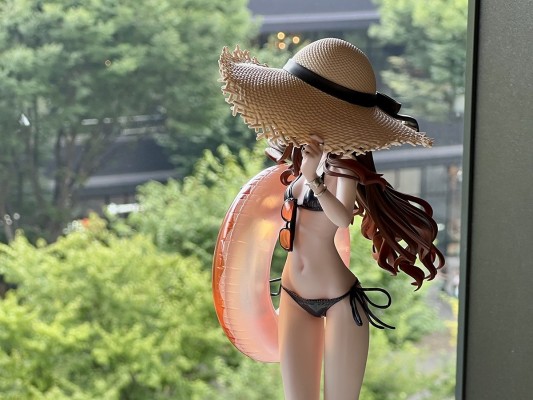 艾莉西亚·沃尔费尔特 泳装