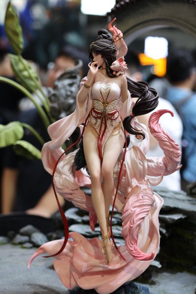 和平精英 圣域龙灵 瑞拉