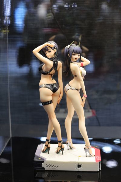 硬式水着女子 绀乃青