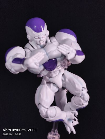 S.H.Figuarts  全力弗利萨