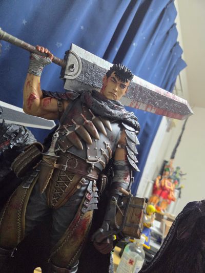 剑风传奇-格斯 迷失的孩子篇 黑色剑士 1/6雕像 新版