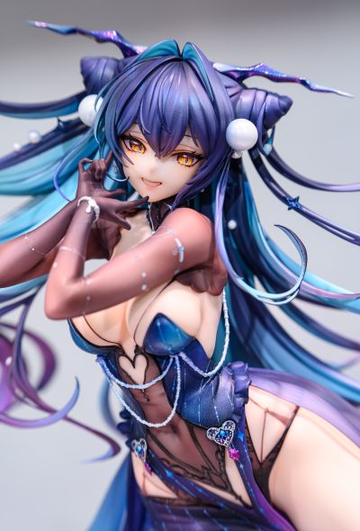 胜利女神：新的希望 小美人鱼 深渊之花