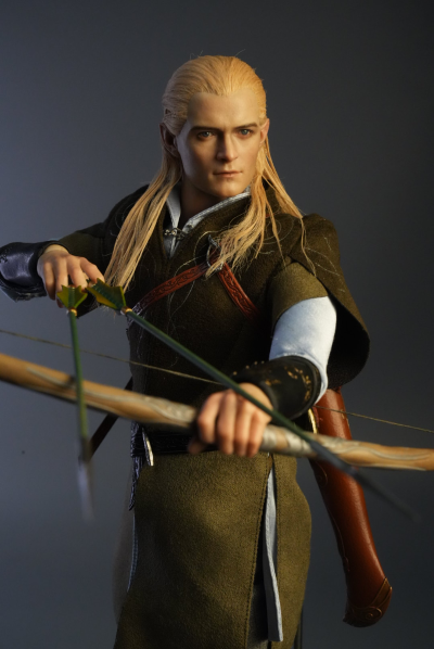 《指环王：护戒使者》-莱戈拉斯1/6收藏级可动人偶