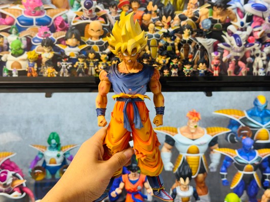 S.H.Figuarts 超级赛亚人 孙悟空 愤怒的战士