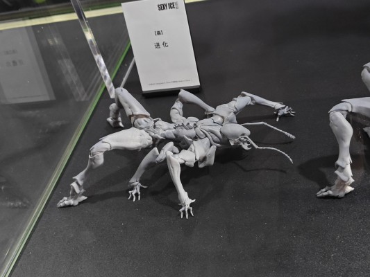 虫系列 盎克瓦尔人UNKVAL 泛用型 肃清者Eliminator