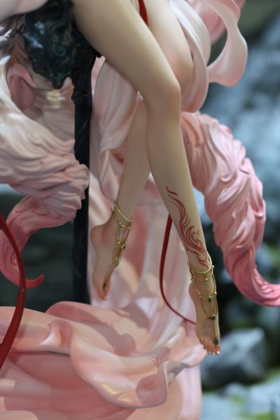 和平精英 圣域龙灵 瑞拉