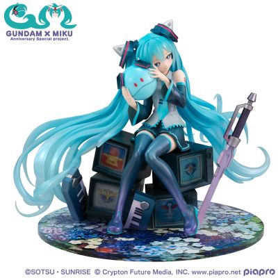 Lucrea 高达45周年×初音未来 初音未来×高达00