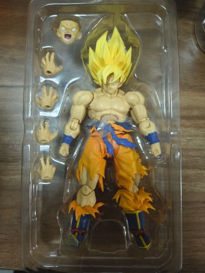 S.H.Figuarts 超级赛亚人孙悟空-传说中的超级赛亚人- [BEST SELECTION]