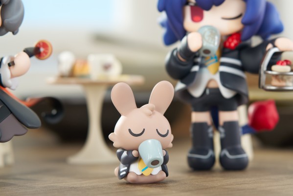 来份甜点Q版系列 明日方舟 陈