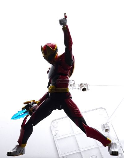 S.H.Figuarts 豪兽狼（首发专属战队指环配套版）