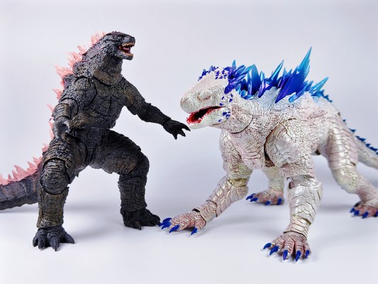 极致超值系列 哥斯拉大战金刚2:帝国崛起 雪魔