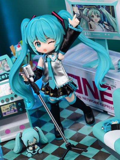 布鲁可积木人 绮遇版 初音未来 公式服