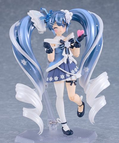 figma#669 雪未来 Crystal Snow