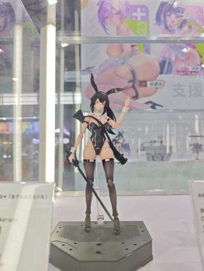 「兔子快速反应小队」——盾牌手 • 爱莲娜ERENA 异色版