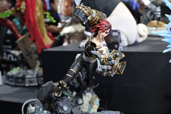 英雄联盟 双城之战 蔚 1/4全身像