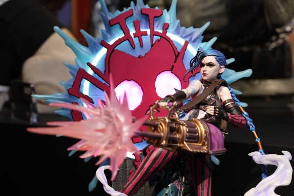 英雄联盟 双城之战 蔚 1/4全身像