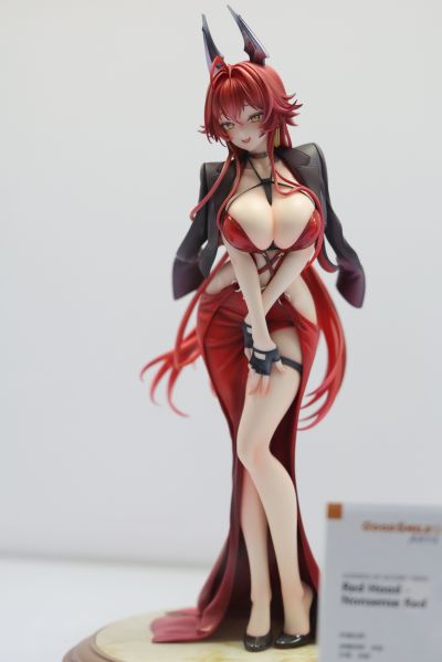 胜利女神：新的希望 小红帽 荒诞红