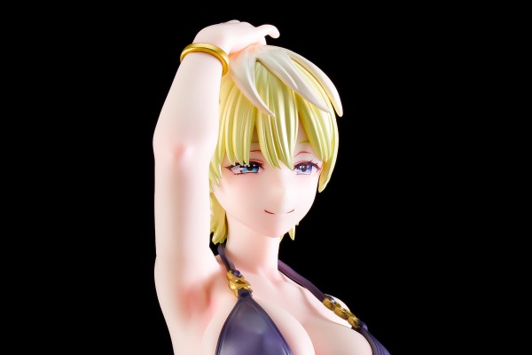 魔都精兵的奴隶 出云天花 泳装