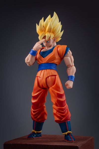 S.H.Figuarts 超级赛亚人孙悟空〈决战开幕〉