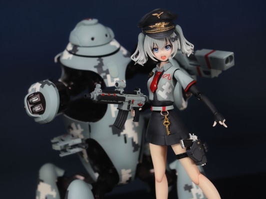 MARUTTOYS  MAMORU 白色版