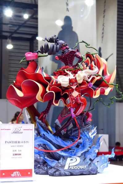 女神异闻录5 高卷杏 与 卡门