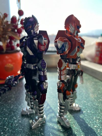 铠甲勇士 影虎：暗黑版地虎侠