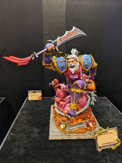 炉石传说 瓦里安·乌瑞恩 卡牌艺术雕像