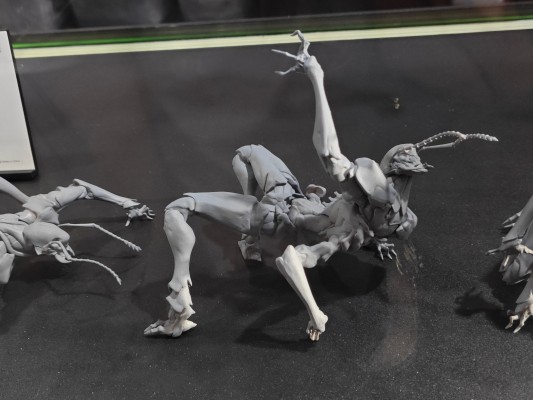 虫系列 盎克瓦尔人UNKVAL 泛用型 肃清者Eliminator