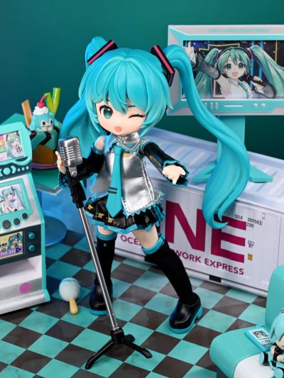 布鲁可积木人 绮遇版 初音未来 公式服