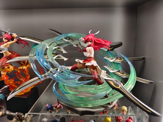 妖精的尾巴 艾尔莎·史卡雷特 幽绝之铠