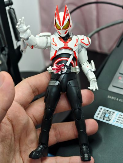 S.H.Figuarts 假面骑士极狐 推进器形态三代