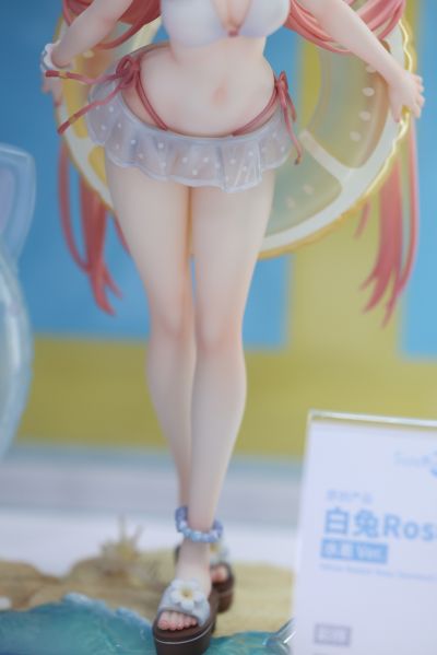 白兔Rosu 泳装
