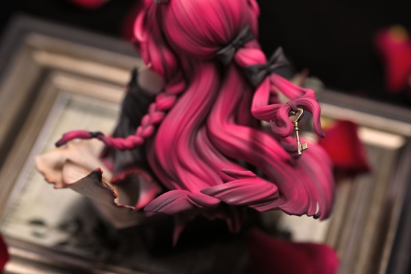 明日方舟 妮芙 于历史中怒号