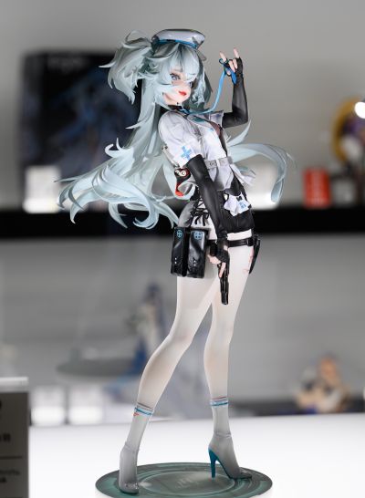 少女前线2：追放 芙洛伦 魅惑白羽