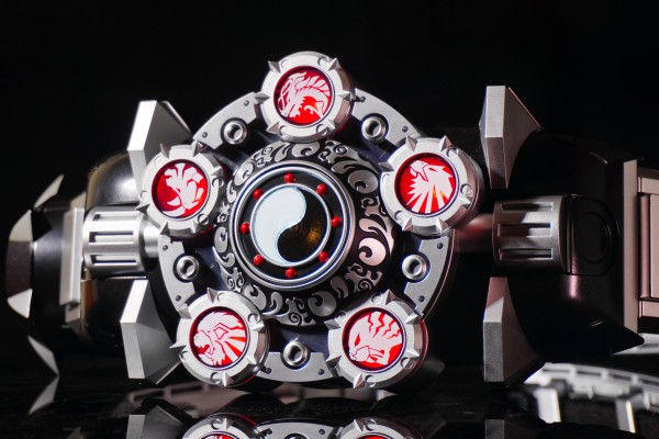 铠甲勇士形刻系列 黑暗帝皇侠