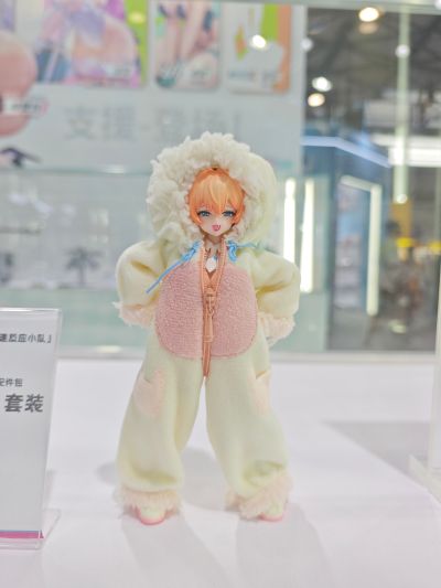 「兔子快速反应小队」——盾牌手 • 爱莲娜ERENA 异色版