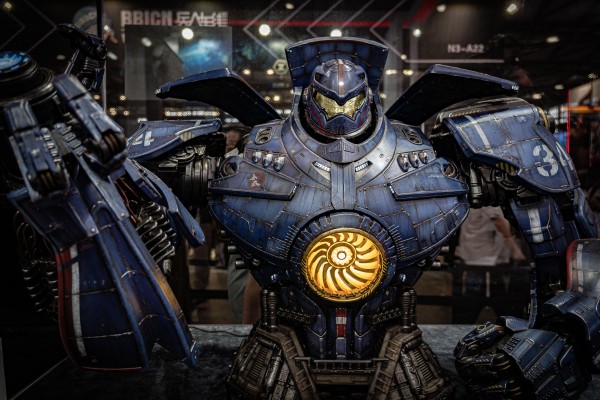 真人大半身像系列 环太平洋 暴风赤红