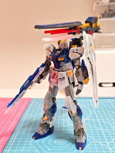 RG 1/144 RX-93ff ν高达 [透明配色]