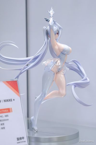 S.K.P 胜利女神：新的希望 爱丽丝：仙境兔女郎