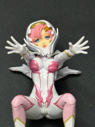 S.H.Figuarts  拉克丝·克莱茵（孔帕斯指挥官外套）
