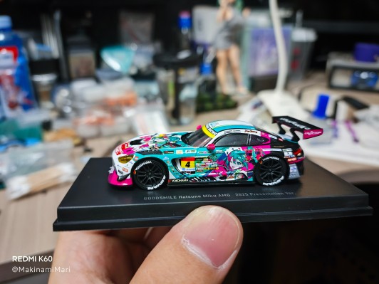 初音未来 GT企划 1/64 GOODSMILE 初音未来 AMG 2025 开幕战