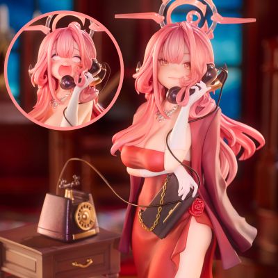 蔚蓝档案 礼服爱露