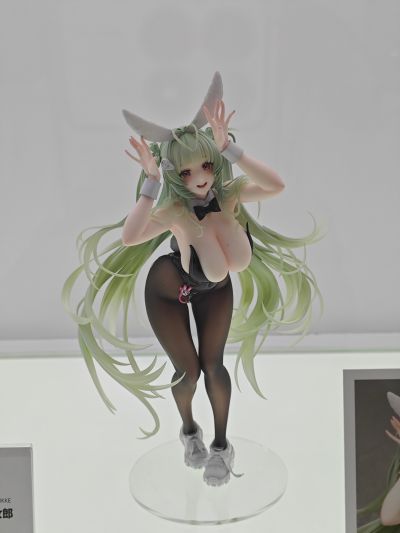 碧蓝航线 安克雷奇 舟畔共明月