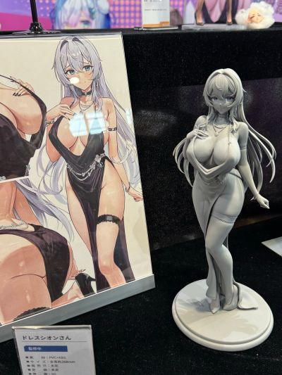 香槟与玫瑰兔女郎